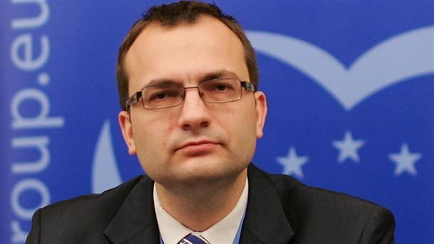 Мартин Димитров коментира днешната пресконференция на Костадин Костадинов който се