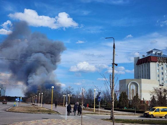 За серия експлозии в окупирания от руснаците Мелитопол съобщава кметът