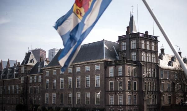 Нидерландското правителство за първи път потвърди че ще наложи нов