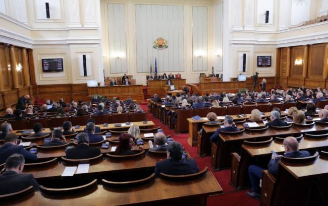 Мнозинството в Народното събрание отхвърли предложението на ГЕРБ за включване