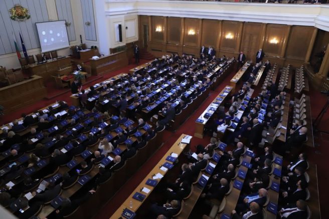 Промени в състава на две от постоянните комисии в парламента