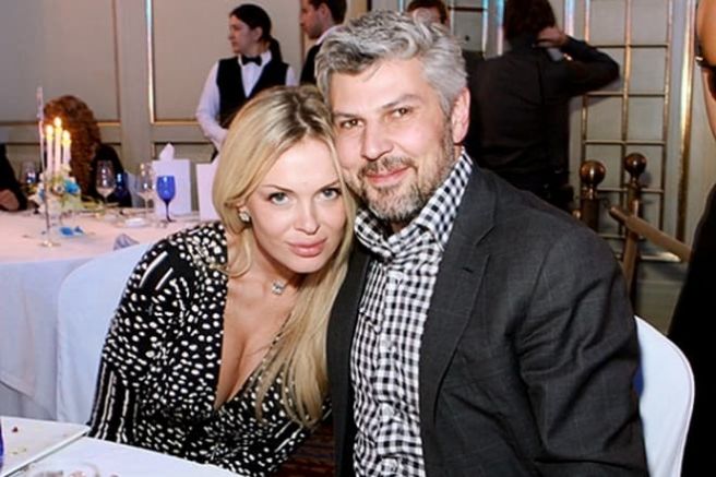 Саркисов с жена си Юлия