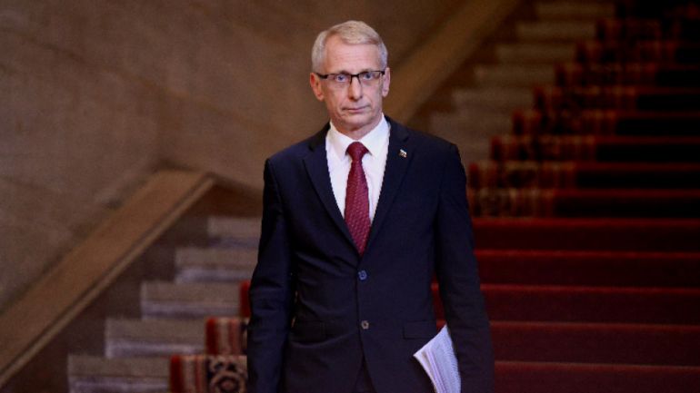 В интервю за БНР премиерът Николай Денков коментира въпроса с