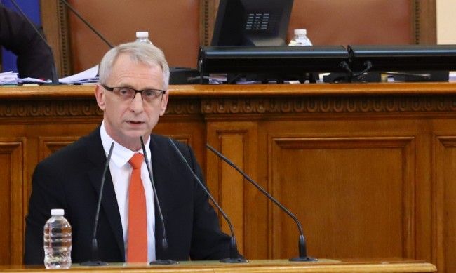 Премиерът Николай Денков увери депутатите че България няма да изпрати