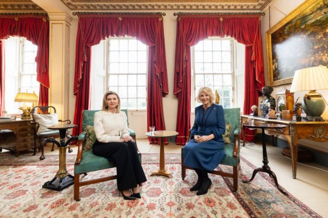Британската кралица Камила прие в резиденцията си в Лондон съпругата