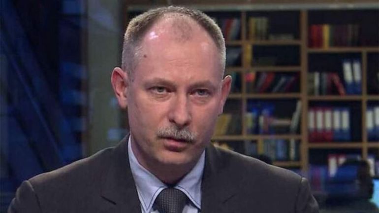 Военният експерт Олег Жданов коментира информацията че Русия изтегля войски
