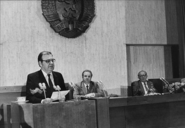 Христо Христов Преди 35 години на 10 ноември 1989 г Пленум