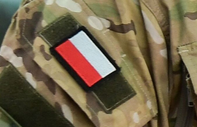 Полски военни и бойна техника са насочени към Пржеводов където