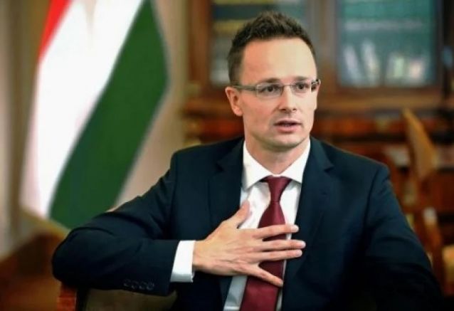 Министърът на външните работи на Украйна Петер Сийярто използва аргументите