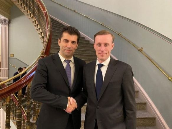 Президентският съветник по национална сигурност Джейк Съливан и българският премиер