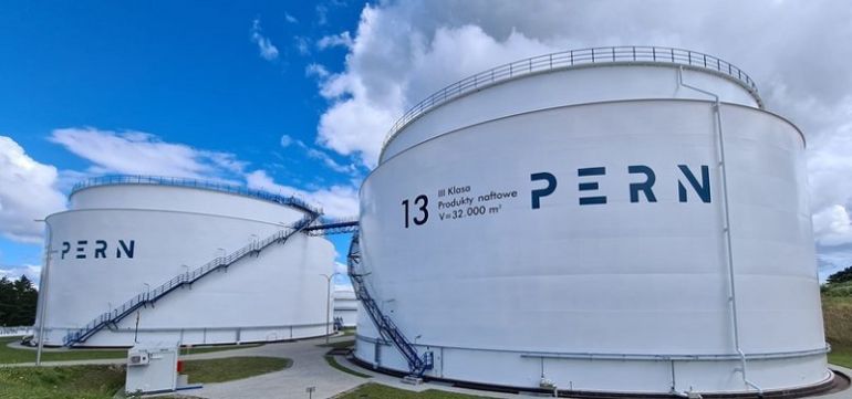 Полският оператор на петролопровода PERN заяви, че е спрял изпомпването