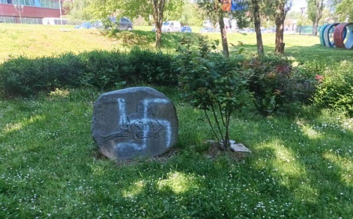 В Скопие е извършено поредното посегателство върху български паметник За
