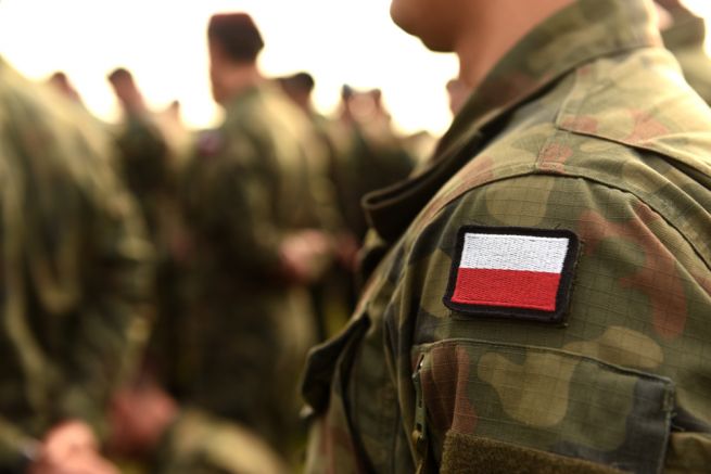 За по малко от десет години числеността на полските въоръжени сили