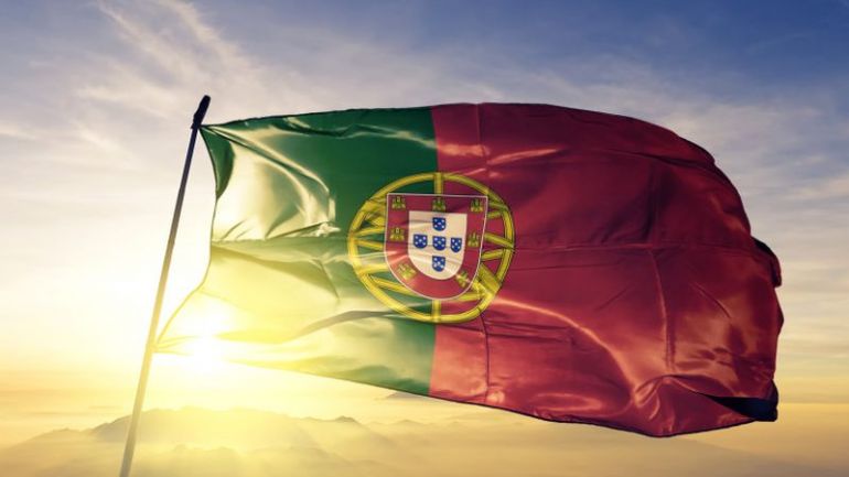 Португалските власти разглеждат молбите за гражданство от двама олигарси единият