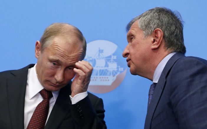 Владимир Путин и Игор Сечин