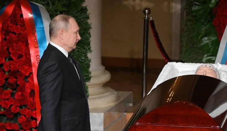 Погребението на политика премина на най високо равнище Владимир Путин лично