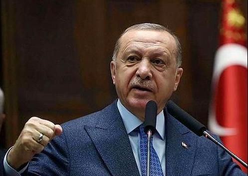 Досегашният президент на Турция Реджеп Тайип Ердоган получава 52 34 на