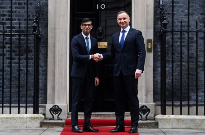 Британският премиер Риши Сунак се срещна в Лондон с полския