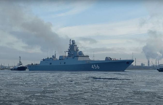 Руски военни кораби са забелязани при бреговете на Либия което