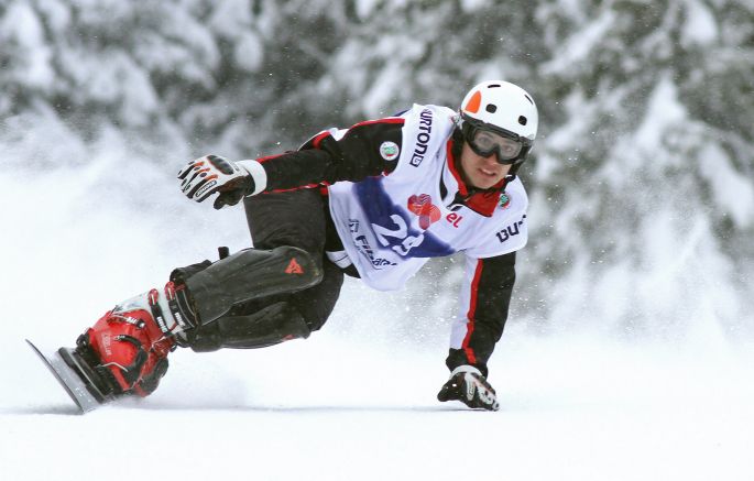 Българският сноубордист Радослав Янков се класира за осминафиналите в паралелния