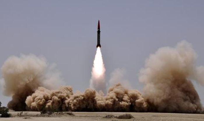 Около 30 ракети са били изстреляни от Ливан към Северен