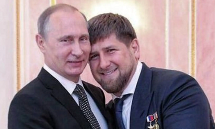 През 2022 година чеченския прокремълски лидер Рамзан Кадиров получи званията