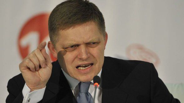 Вълна от фалшиви новини след покушението срещу словашкия премиер Роберт