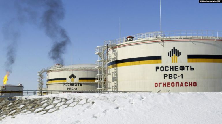 Руският петролен гигант Роснефт започва процес по продажба на германските