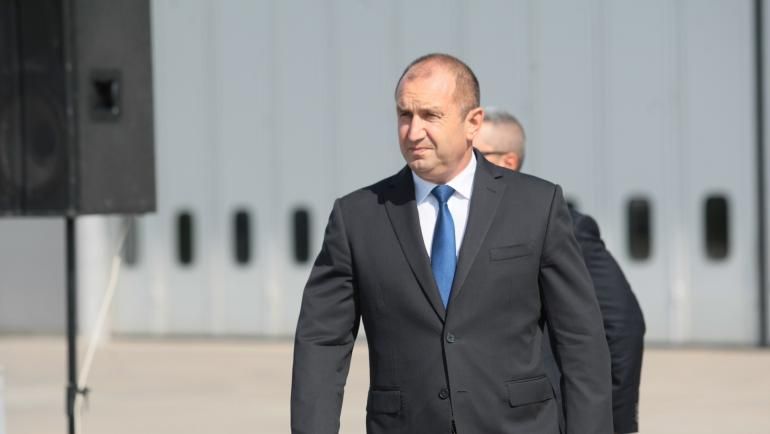 Президентът Румен Радев отива на визита в Унгария, където ще