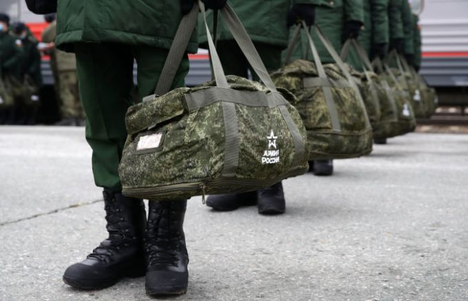 Засега в Кремъл не се обсъжда обявяването на военна мобилизация