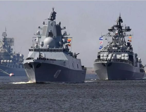 Русия започна военноморски маневри в Тихия океан включително учения за