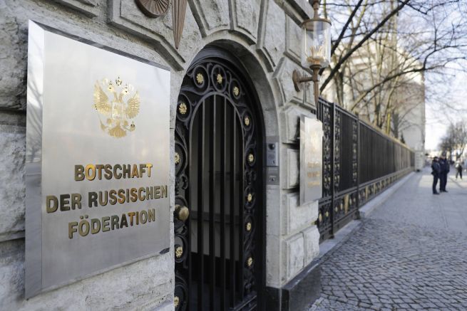Германското правителство обяви руски дипломат за персона нон грата заради