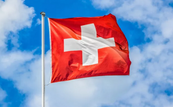 Дясната Швейцарска народна партия SVP която водеше кампания срещу масовата
