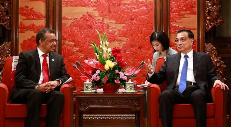 Шефът на СЗО д-р Тедрос  и китайският президент Си Дзинпин, снимка: Daily Mail