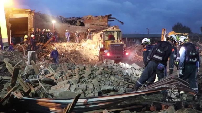 Осем душипродължават да са в неизвестност след взрива в руския