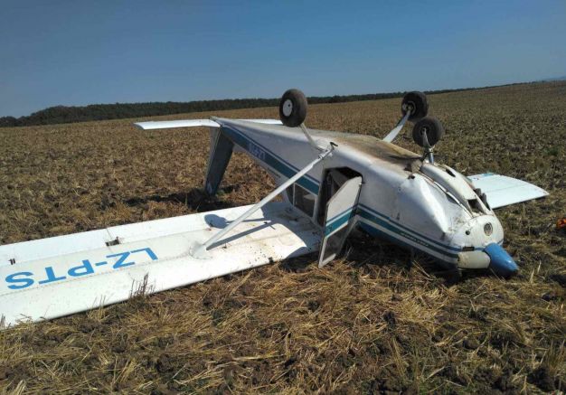 Малък самолет е катастрофирал край Созопол Пилотът 55 годишен мъж
