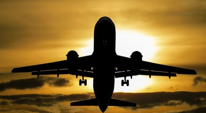 Турските власти неочаквано затвориха вътрешното въздушно пространство за авиокомпанията FlyOne