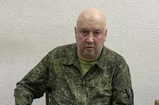 Руският военен командир генерал Сергей Суровикин който не е бил