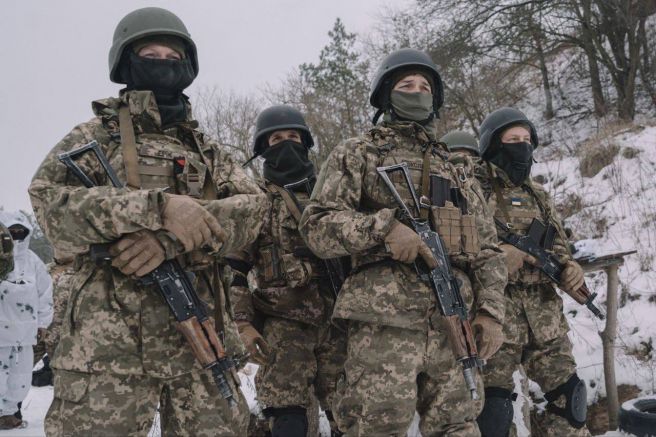 Членовете на Сибирския батальон на въоръжените сили на Украйна всеки
