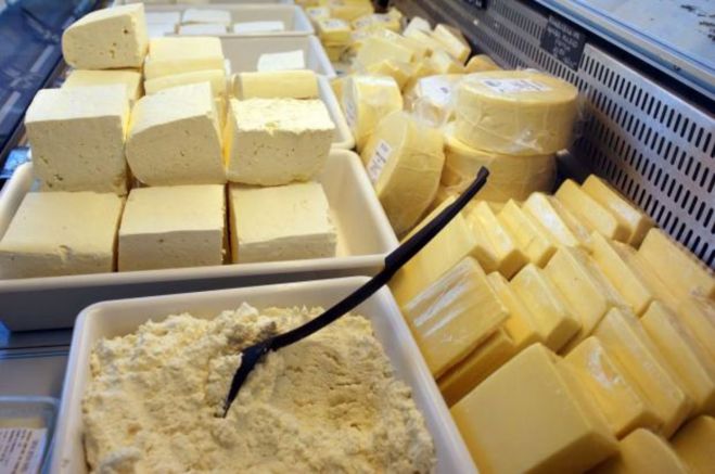 Европейската комисия одобри добавянето на българското саламурено сирене в списъка