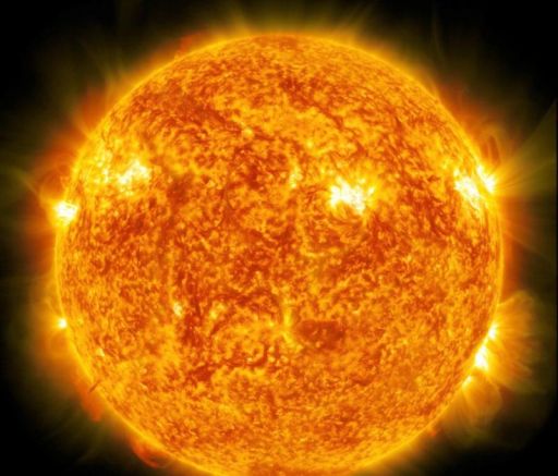 Днес се очаква мощна слънчева активност, която може да попречи