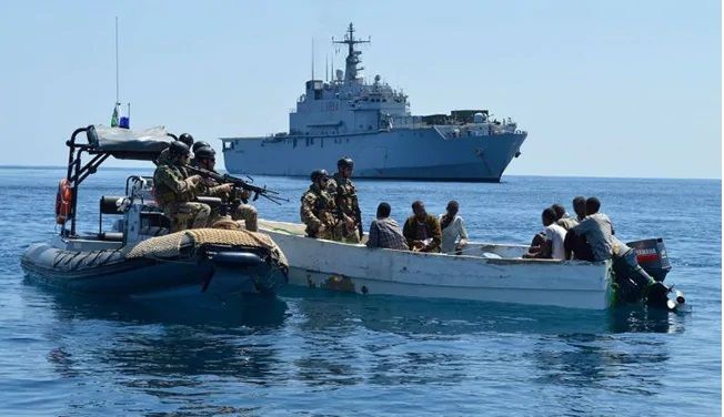 Снимка: ВМС части на ЕС в Сомалия