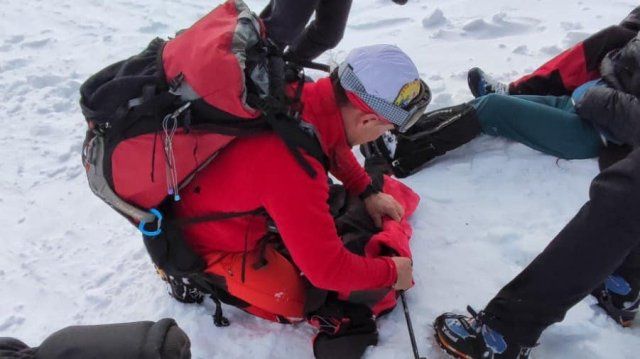 Планински спасители от отряда на ПСС в Добринище спасиха туристка