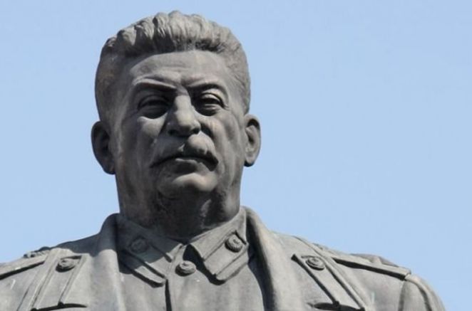 В руския град Волгоград беше открит бюст на Йосиф Сталин
