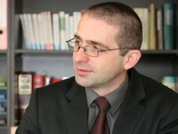 Станислав СтаневРеално искането българите да бъдат записани в Конституцията на