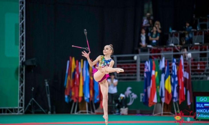 Състезателката ни по художествена гимнастика Стилияна Николова взе още два