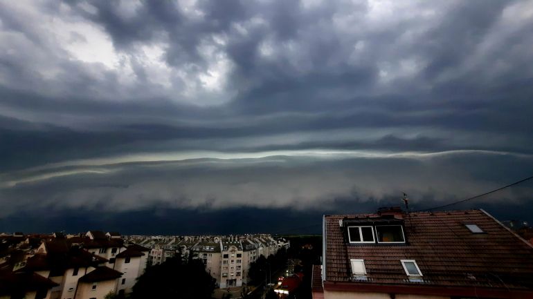 Лошото време в Сърбия отне живота на един човек и