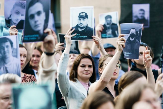 Беларуските власти повдигнаха нови обвинения срещу намиращия се в затвора