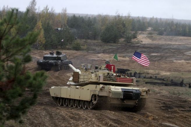 САЩ работят за доставката на танкове Abrams в Украйна по-бързо