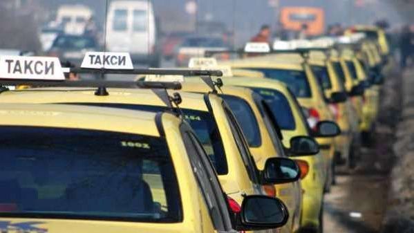 Облекченията за таксиметровите шофьори, които за 2022 г., бяха намалени